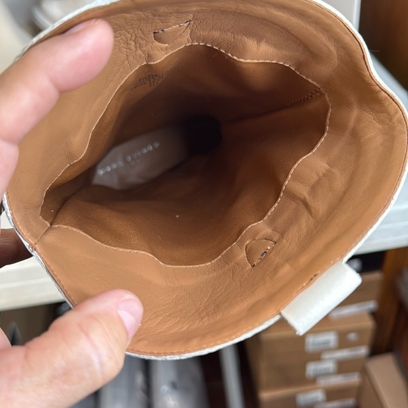 Marc Fisher Roselle Western Boot Chic Cream Sz 8.5 NWOB - Picture 8 of 9